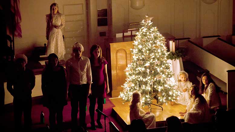 Caroling on the Common at the First Congregational Church of Milton