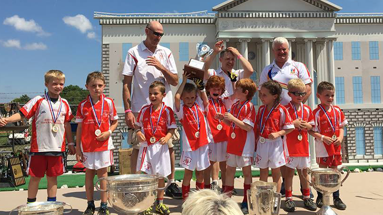 Under 8s: L-R Luke Rowley, Oran Hunt, Ronan Cox, Cian McGrath, Tommy Mannion, Sam Thomison Suin Salmon, Cillian McCarthy, Liam Moore (Philadelphia). 