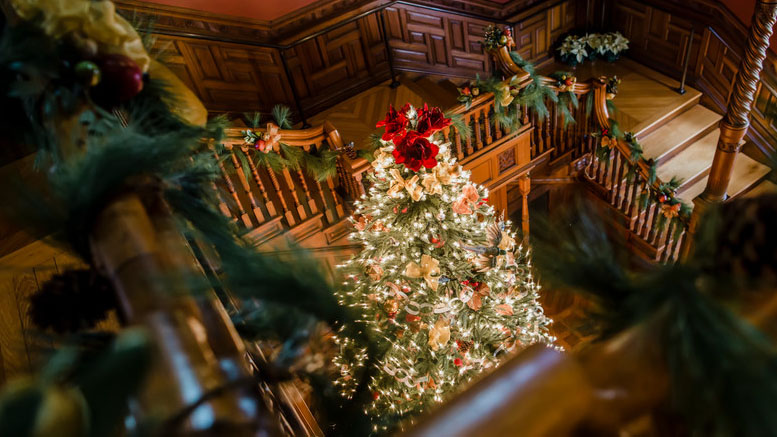 Christmas Cheers at the Eustis Estate