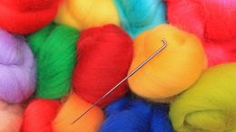 Needle felting supplies. Image: Canva